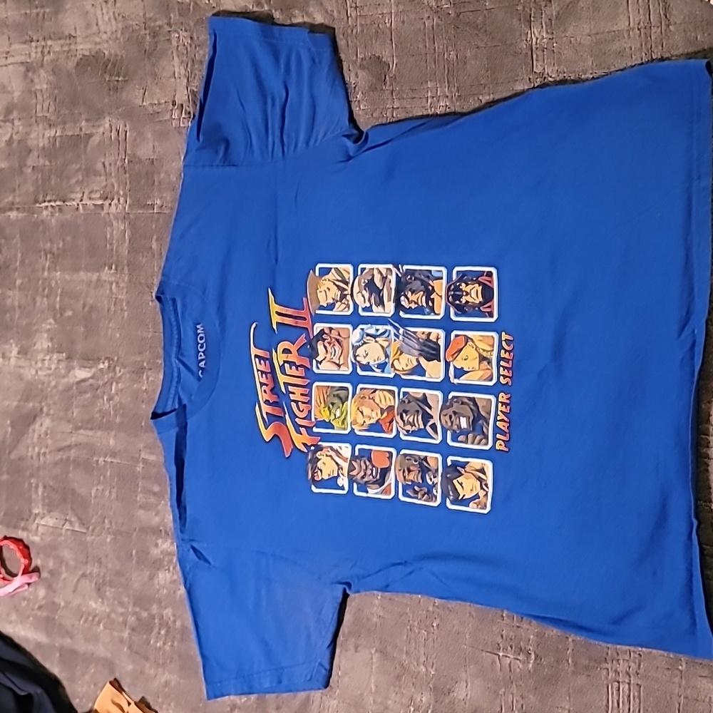 Street Fighter II Blue T-Shirt - Size Large